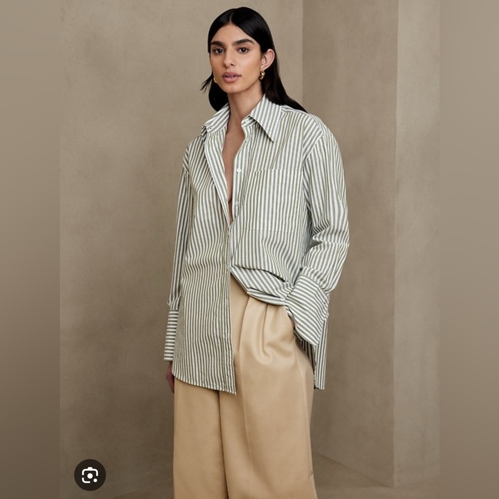 Banana Republic Striped Button Down Shirt